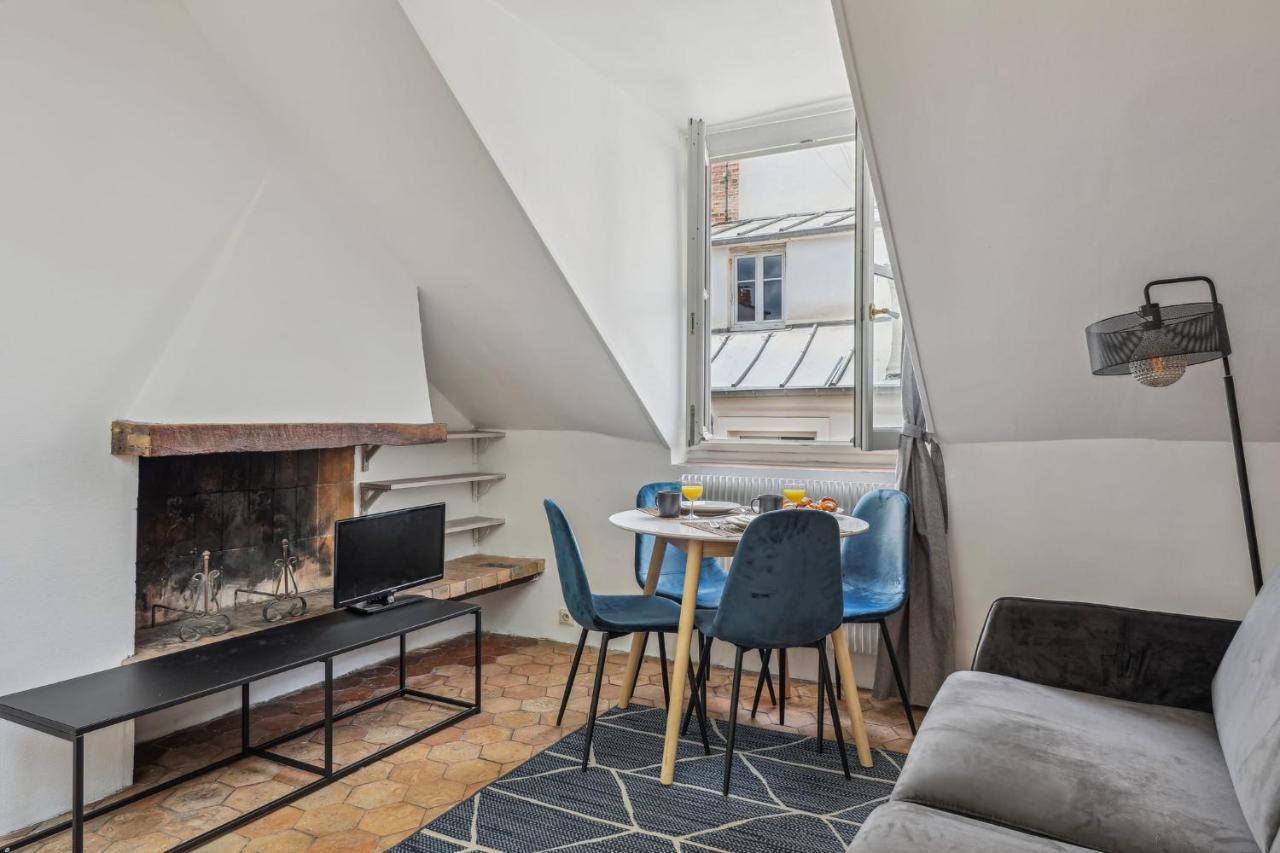 City Apartment In The Heart Of Latin Quarter Parigi Esterno foto
